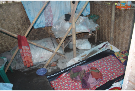 Bedah Rumah Nasta'in Yatim Piatu yang Tinggal di Bekas Puing Rumah Roboh